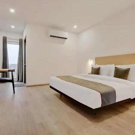 Hotel King Plaza Near Igi Airport-3